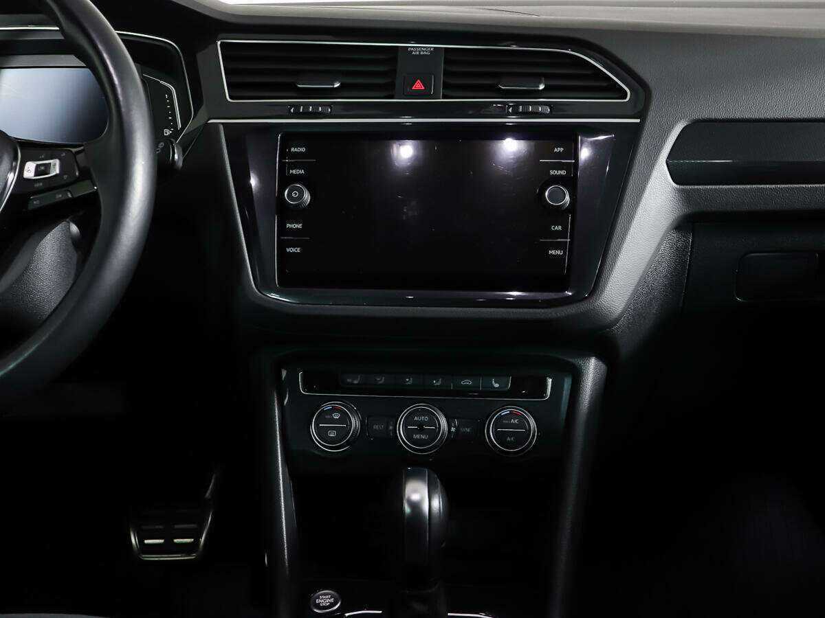 Volkswagen Tiguan б/у, 2020, Роботизированная. Фото: #12