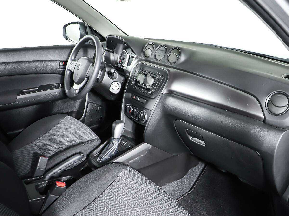 Suzuki Vitara б/у, 2021, Автоматическая. Фото: #8