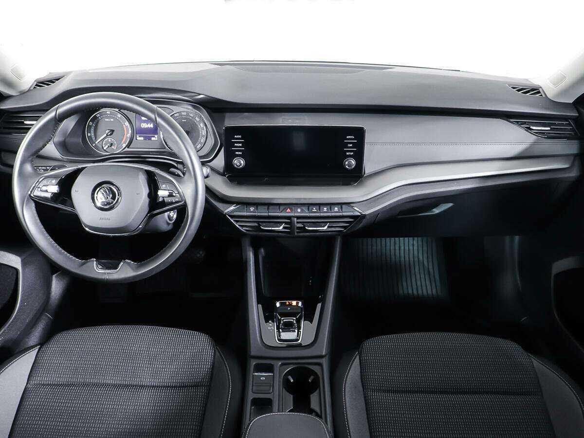 Skoda Octavia б/у, 2020, Роботизированная. Фото: #11