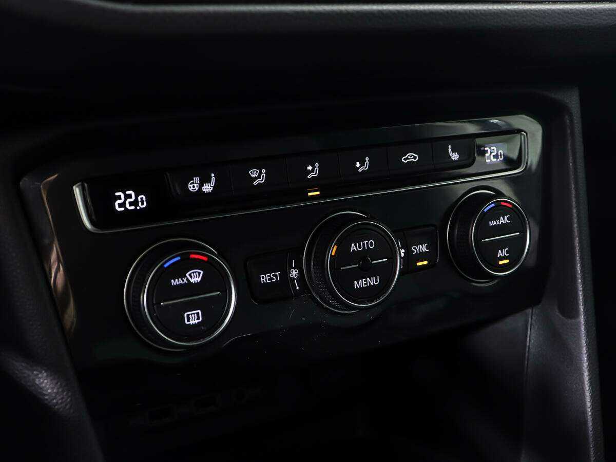 Volkswagen Tiguan б/у, 2018, Роботизированная. Фото: #19