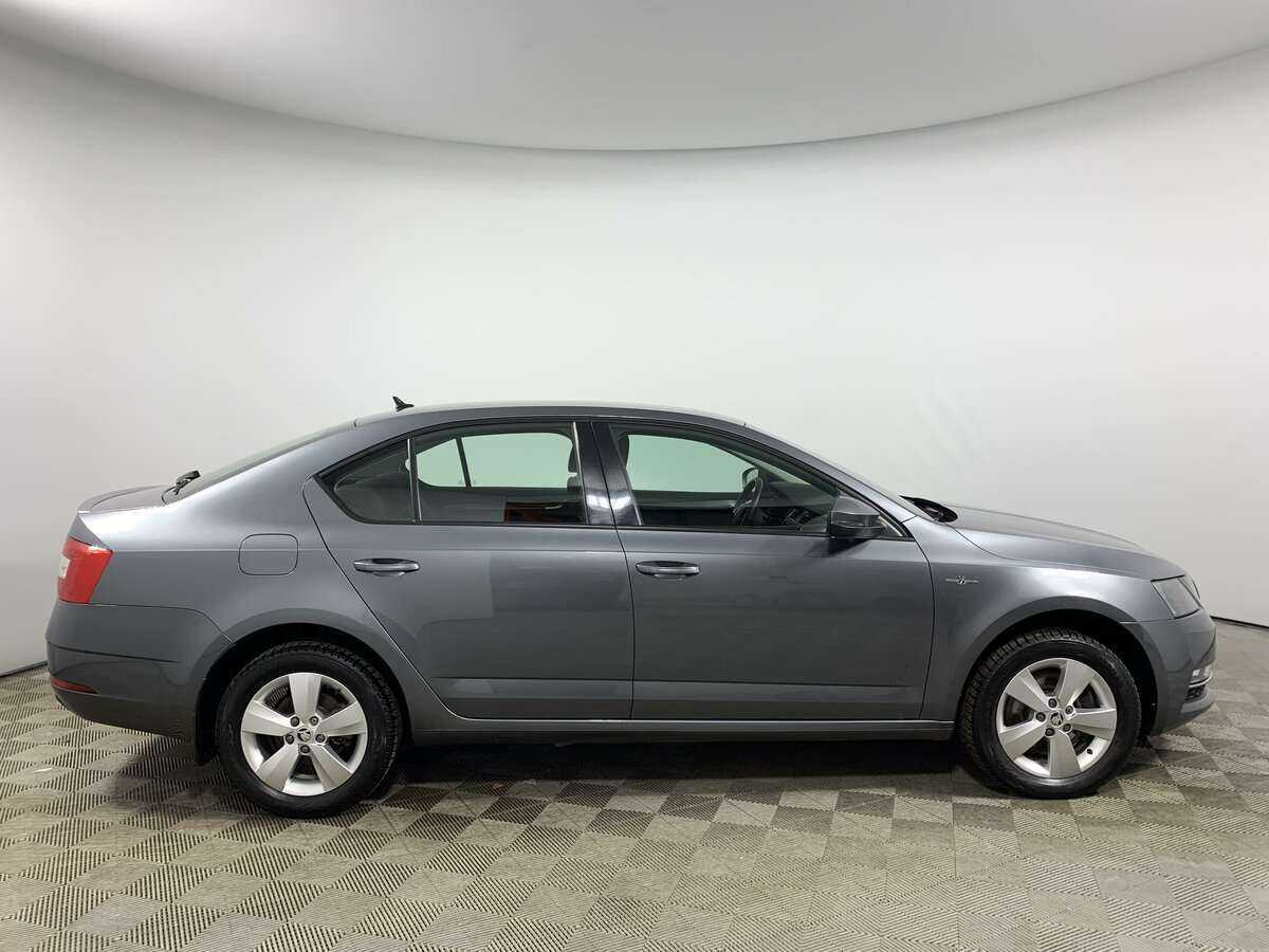 Skoda Octavia б/у, 2020, Роботизированная. Фото: #3