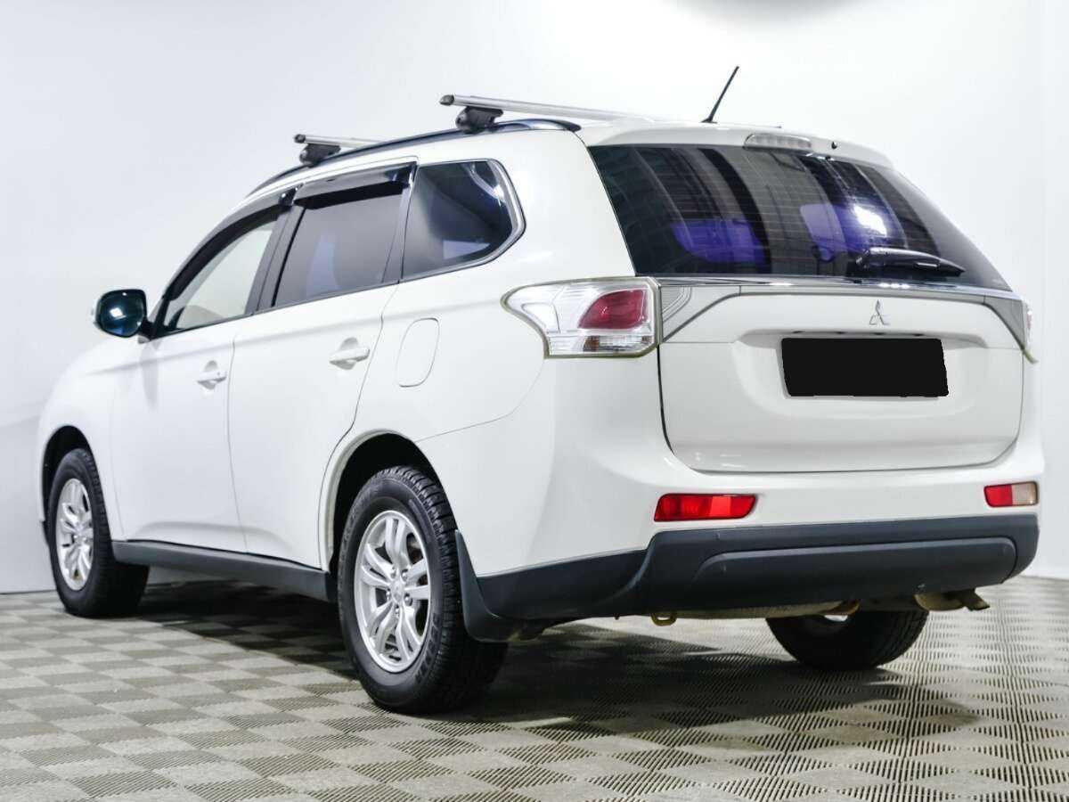 Mitsubishi Outlander б/у, 2013, Вариатор. Фото: #4