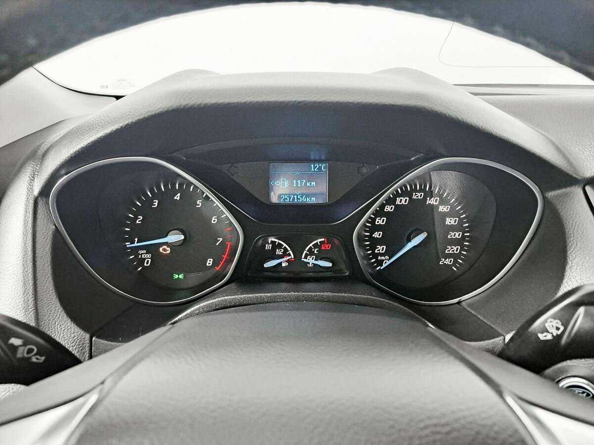 Форд Фокус б/у, 2012, Механическая. Фото: #10