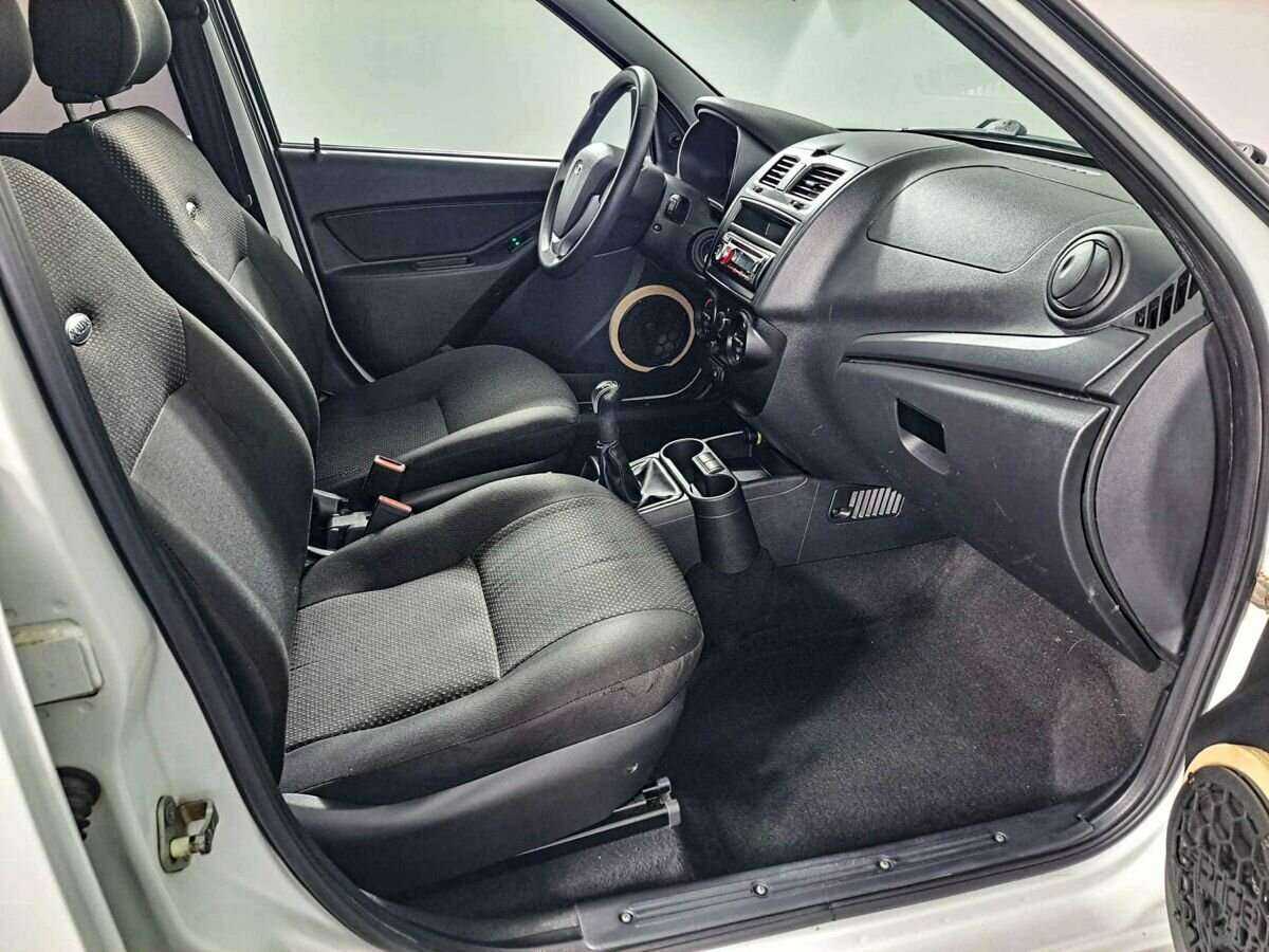 Lada (ВАЗ) Kalina б/у, 2013, Механическая. Фото: #10