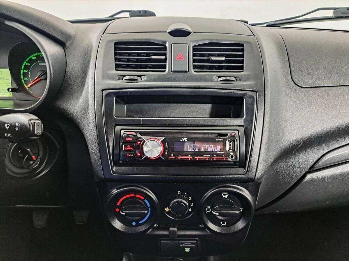 Lada (ВАЗ) Kalina б/у, 2013, Механическая. Фото: #14