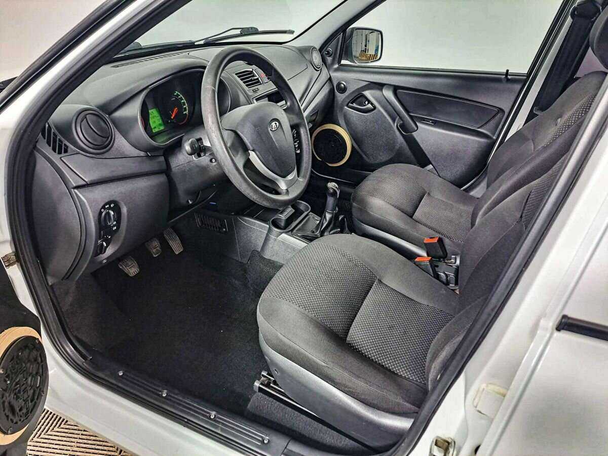 Lada (ВАЗ) Kalina б/у, 2013, Механическая. Фото: #15