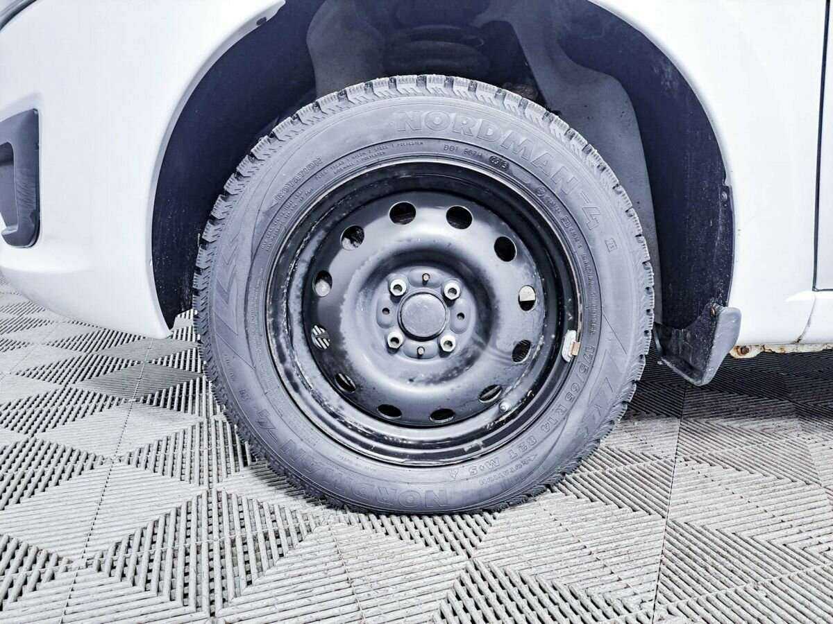 Lada (ВАЗ) Kalina б/у, 2013, Механическая. Фото: #17