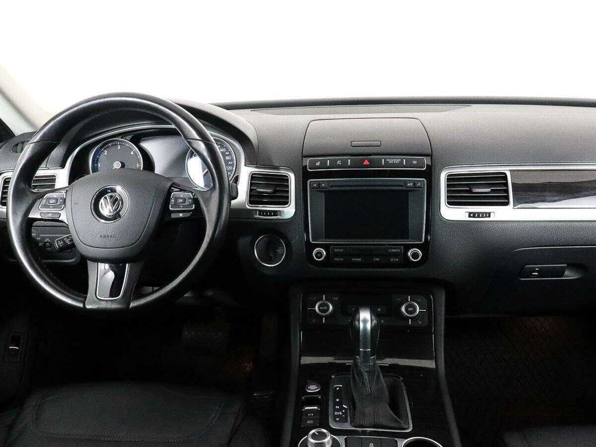 Volkswagen Touareg б/у, 2016, Автоматическая. Фото: #8