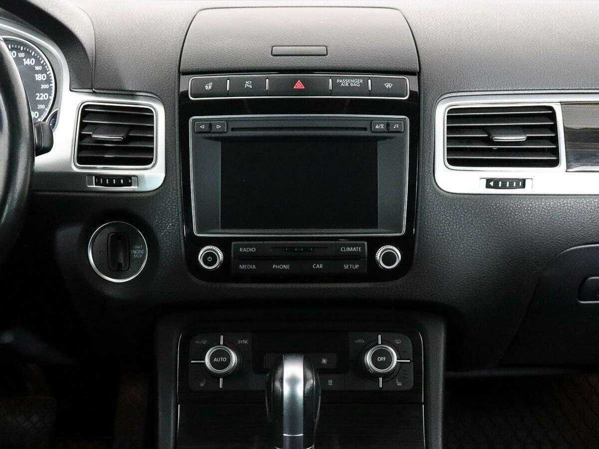 Volkswagen Touareg б/у, 2016, Автоматическая. Фото: #9