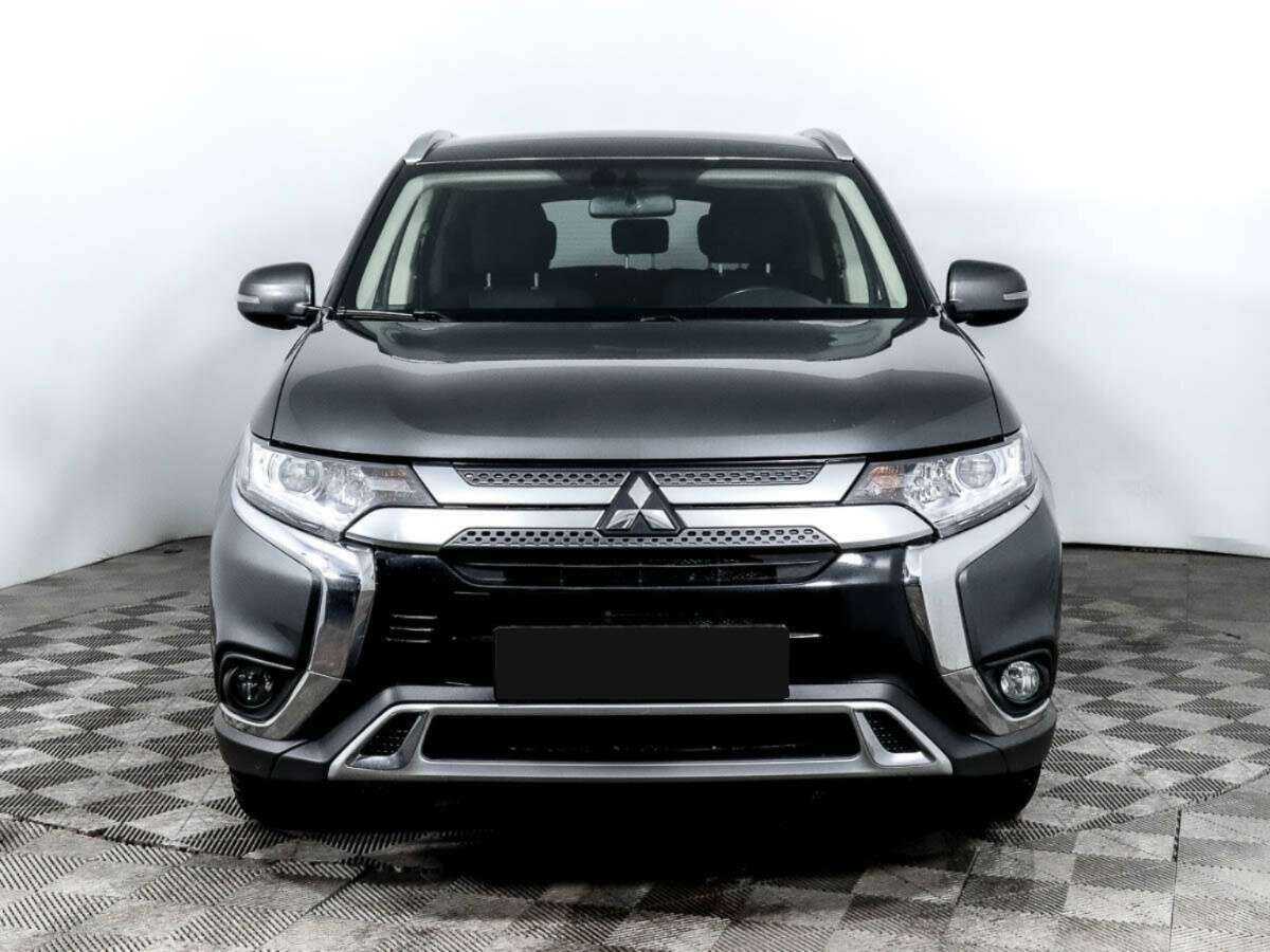 Mitsubishi Outlander б/у, 2021, Вариатор. Фото: #1