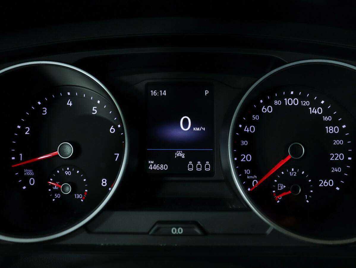 Volkswagen Tiguan б/у, 2020, Роботизированная. Фото: #8