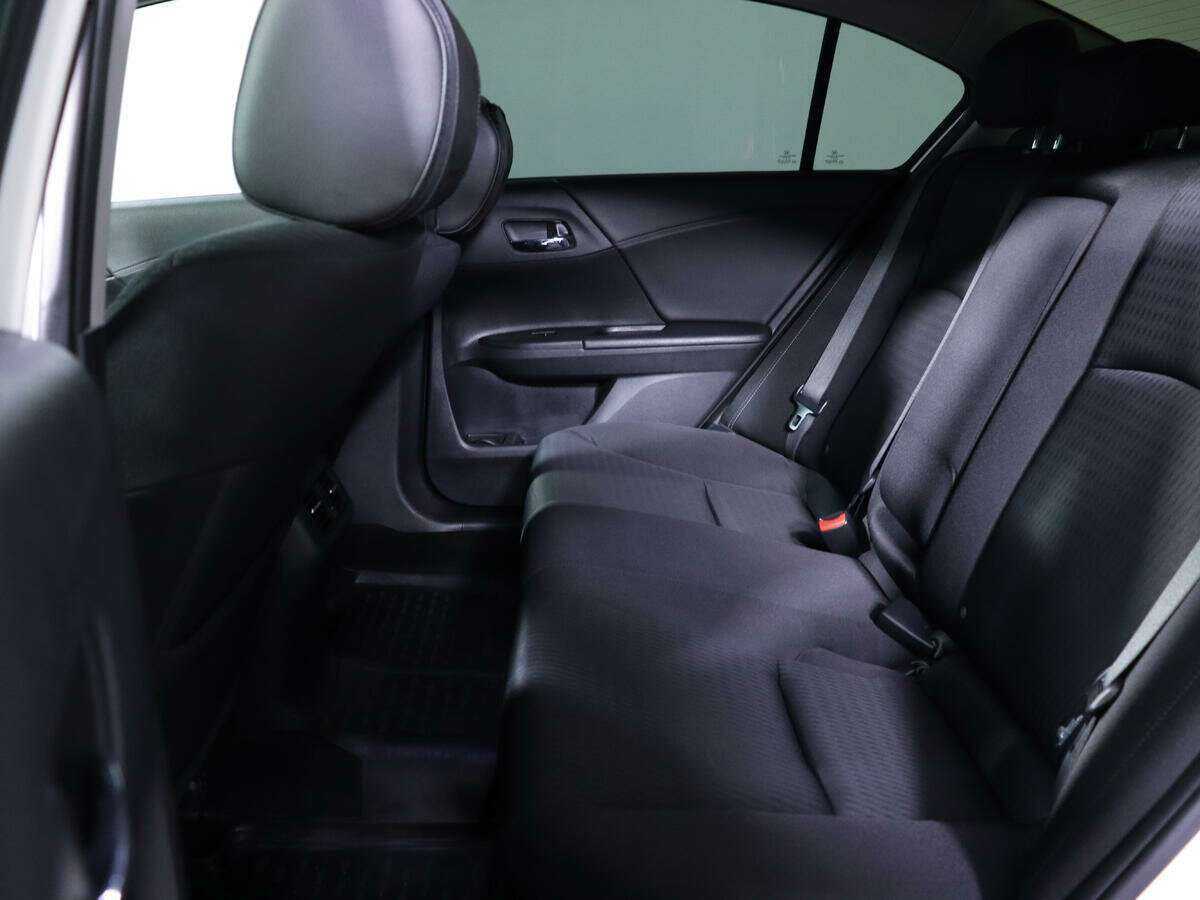 Honda Accord б/у, 2013, Автоматическая. Фото: #6