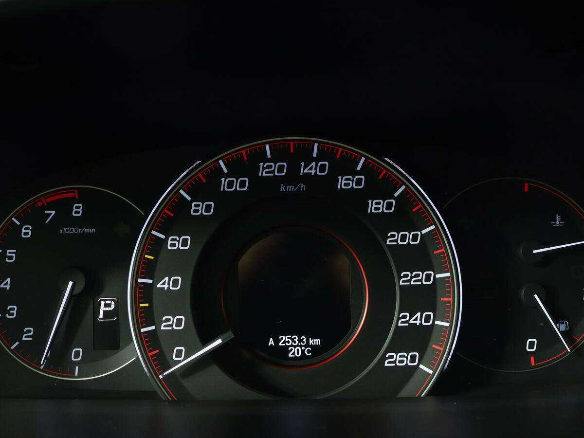 Honda Accord б/у, 2013, Автоматическая. Фото: #7