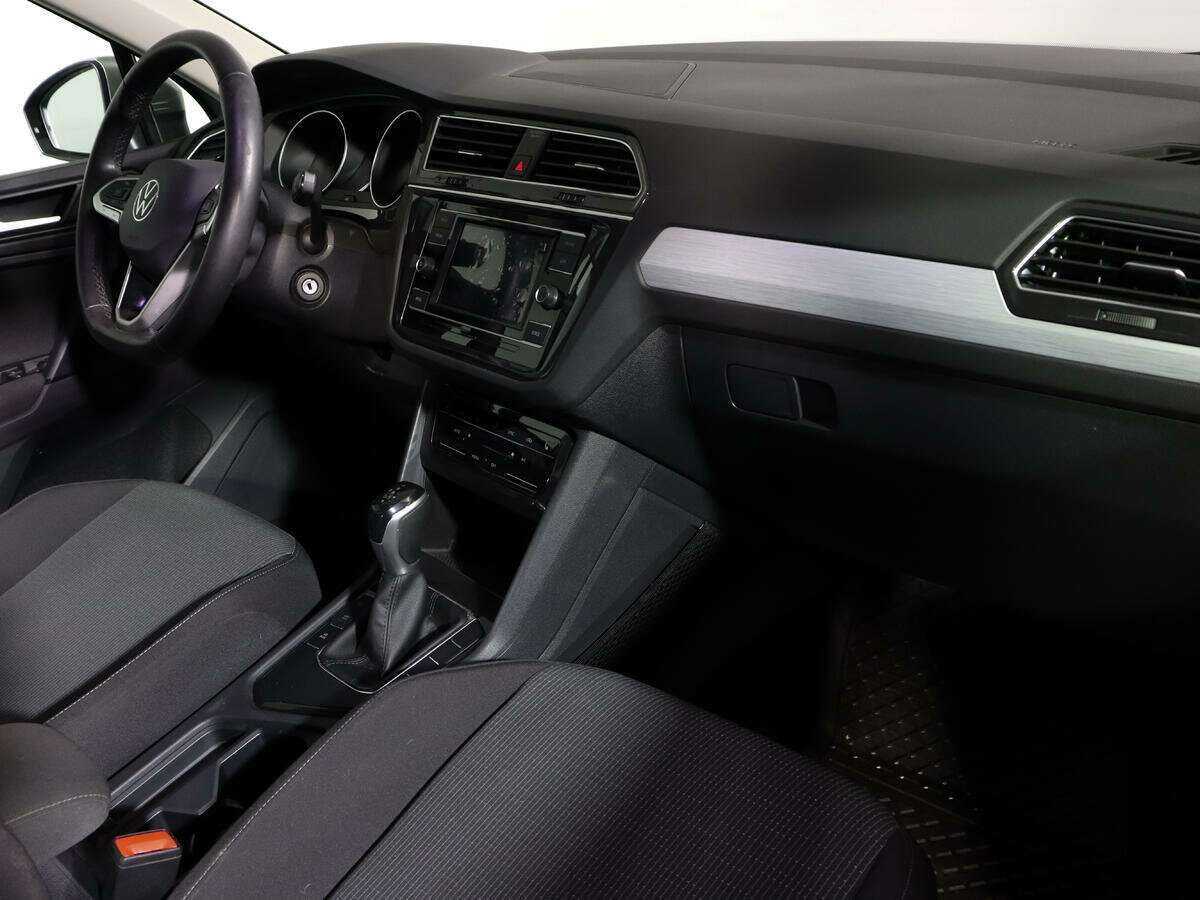 Volkswagen Tiguan б/у, 2021, Роботизированная. Фото: #7