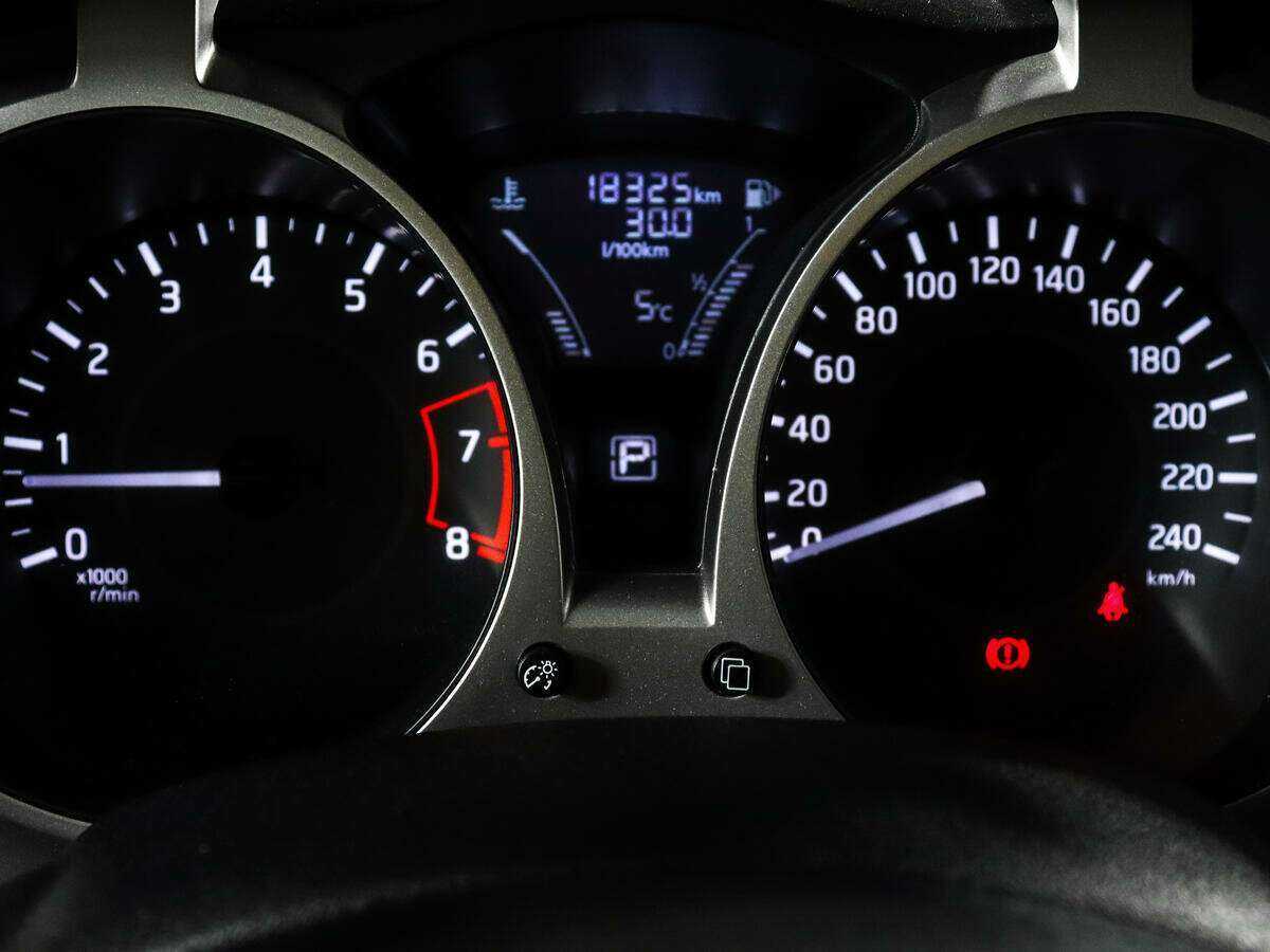 Ниссан Жук б/у, 2018, Вариатор. Фото: #9