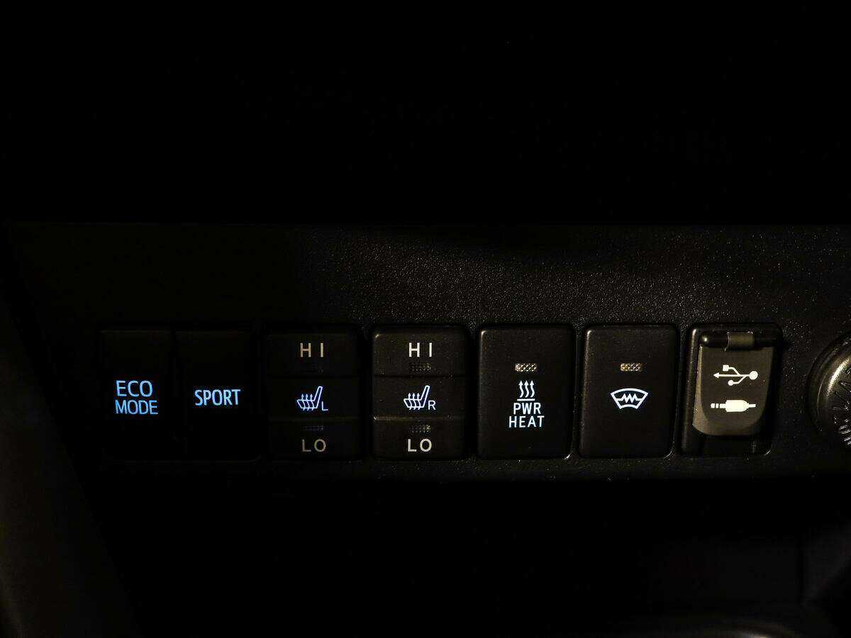 Toyota RAV4 б/у, 2017, Автоматическая. Фото: #14