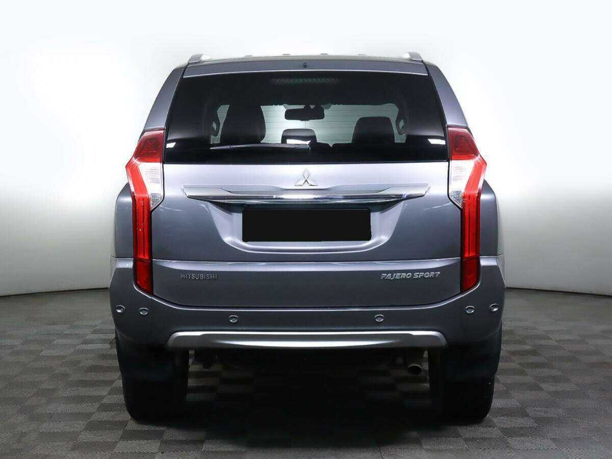 Mitsubishi Pajero Sport б/у, 2017, Автоматическая. Фото: #4
