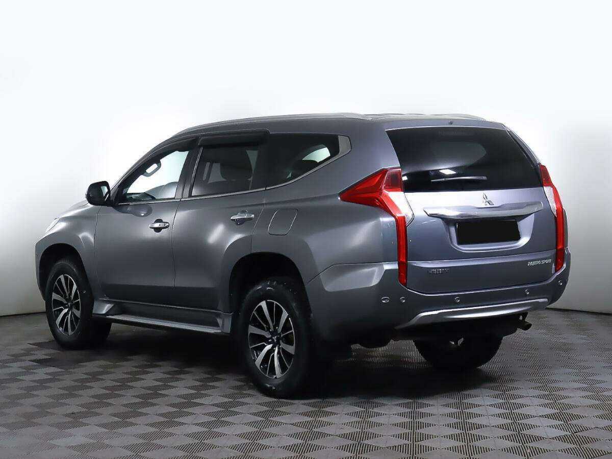 Mitsubishi Pajero Sport б/у, 2017, Автоматическая. Фото: #5