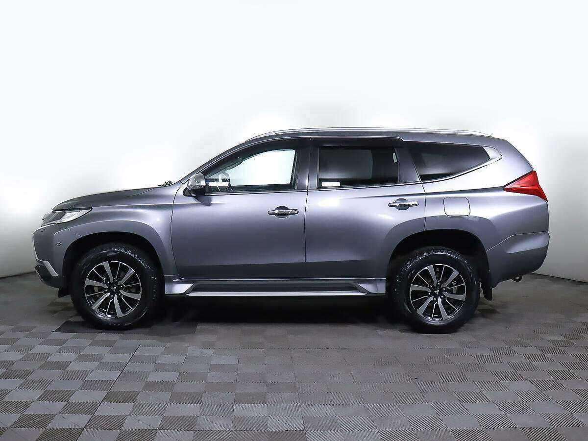 Mitsubishi Pajero Sport б/у, 2017, Автоматическая. Фото: #6
