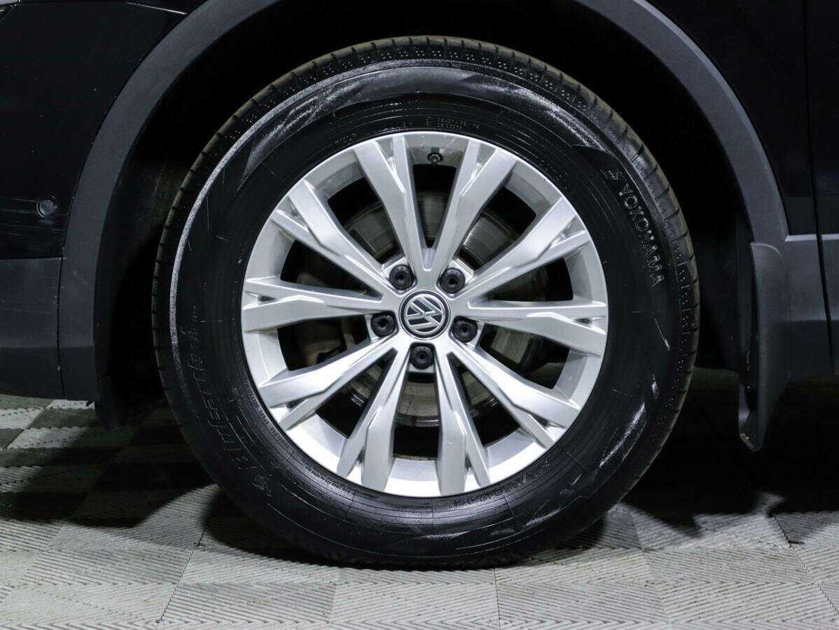 Фольксваген Тигуан б/у, 2018, Роботизированная. Фото: #12