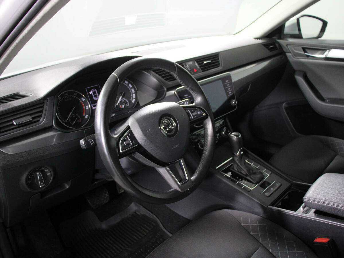 Шкода Суперб б/у, 2017, Роботизированная. Фото: #10