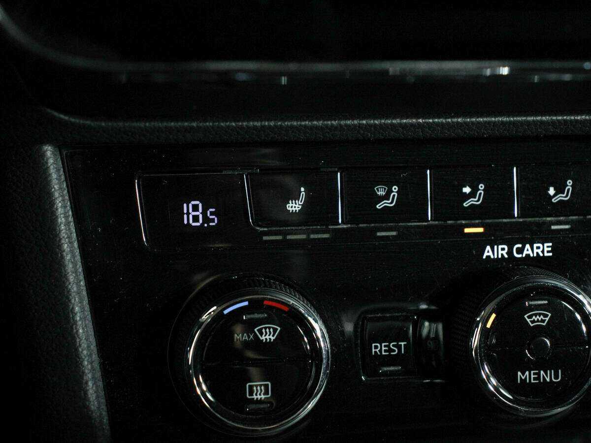 Шкода Суперб б/у, 2017, Роботизированная. Фото: #12