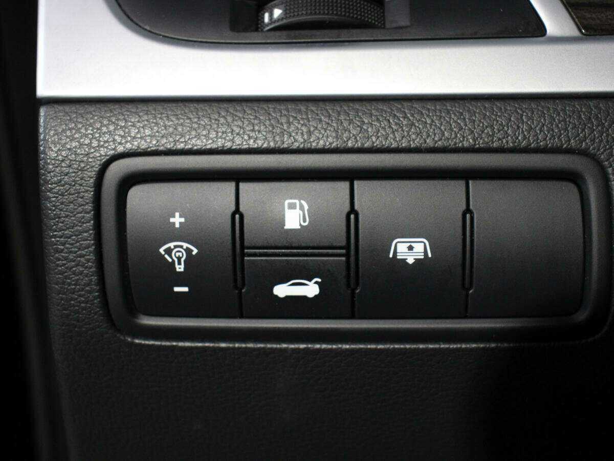 Hyundai Genesis б/у, 2014, Автоматическая. Фото: #17