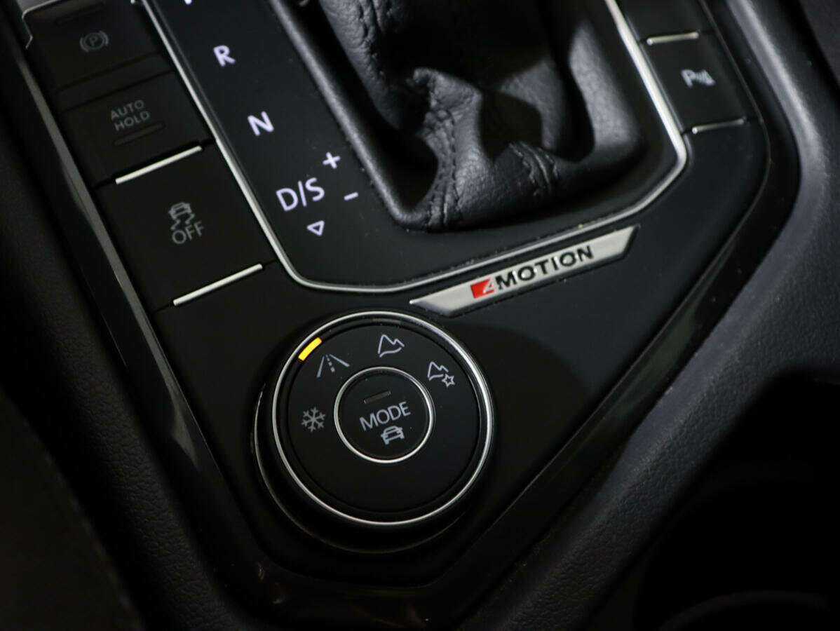 Volkswagen Tiguan б/у, 2017, Роботизированная. Фото: #13