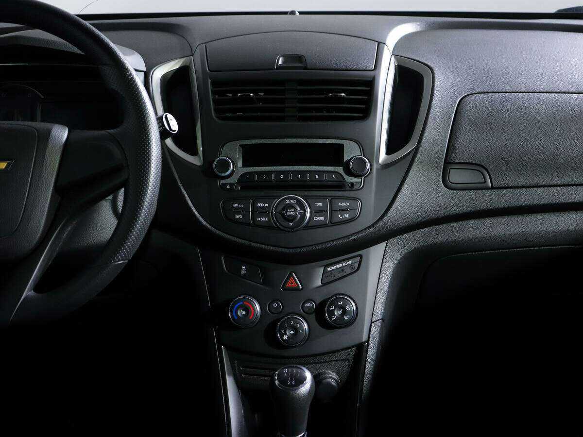 Chevrolet Tracker б/у, 2015, Механическая. Фото: #11