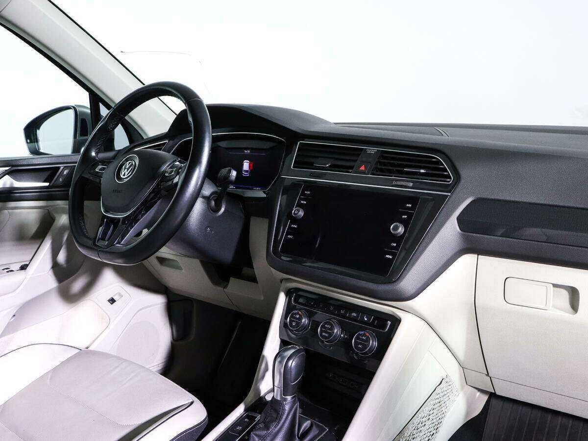 Volkswagen Tiguan б/у, 2018, Роботизированная. Фото: #8