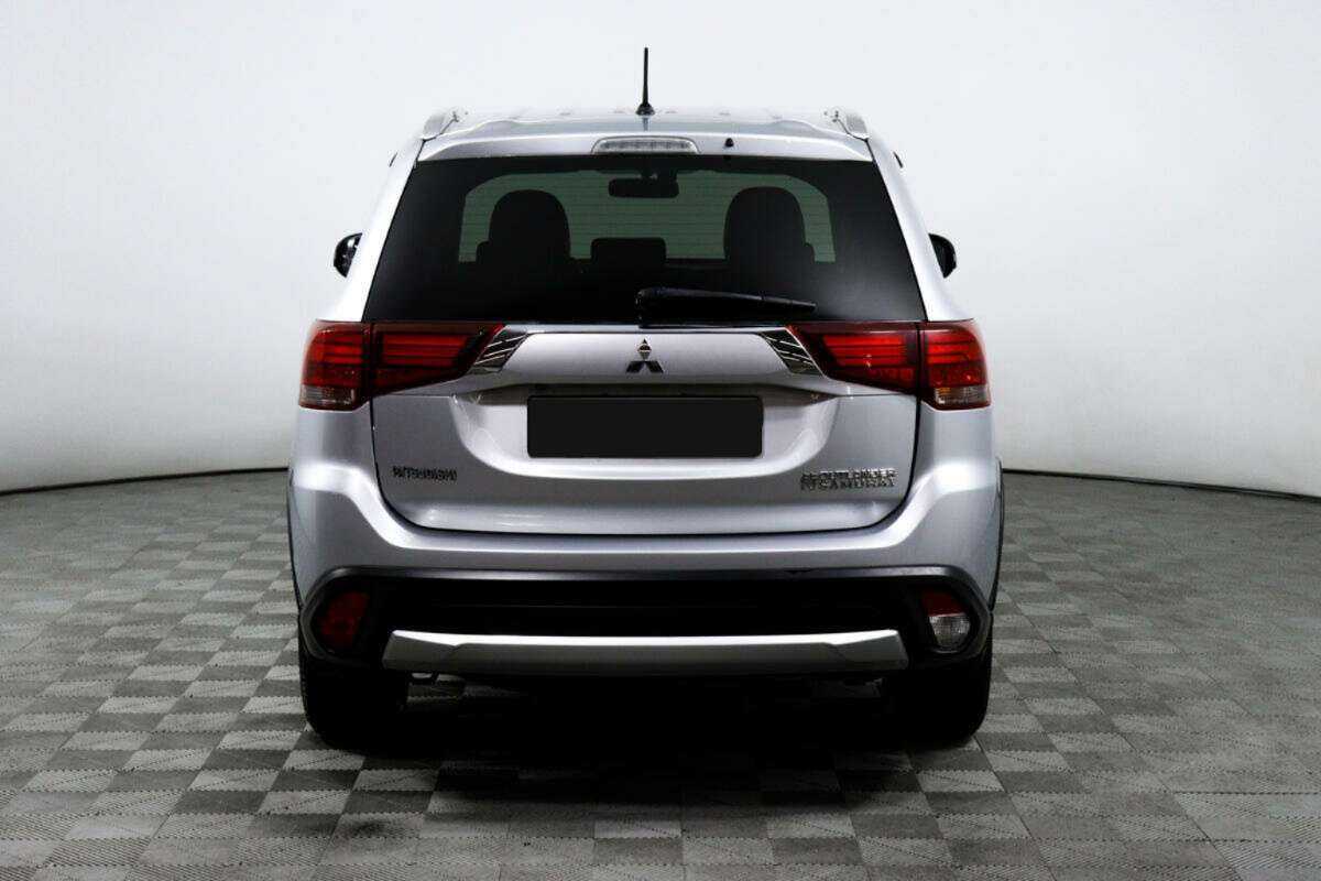 Mitsubishi Outlander б/у, 2015, Вариатор. Фото: #5