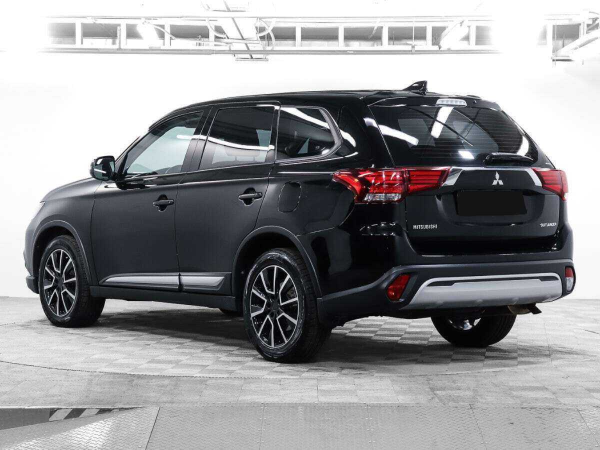 Mitsubishi Outlander б/у, 2018, Вариатор. Фото: #6