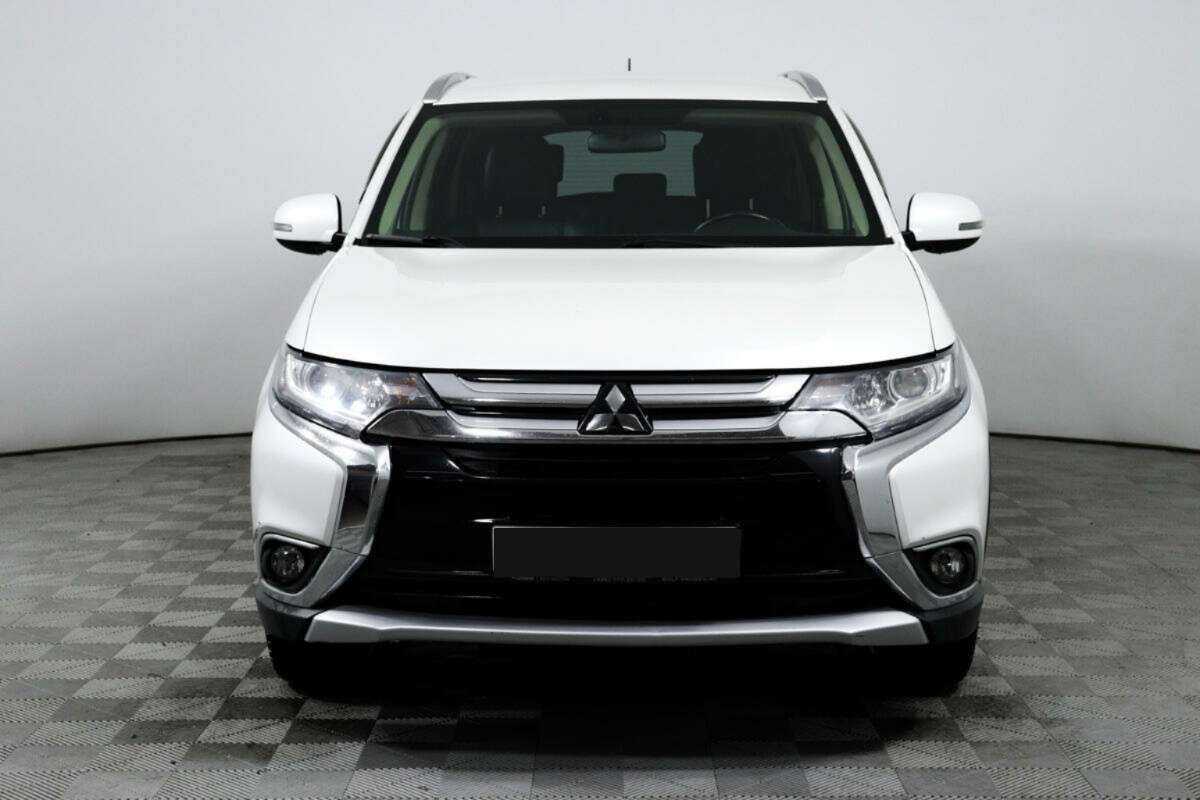 Mitsubishi Outlander б/у, 2015, Вариатор. Фото: #1