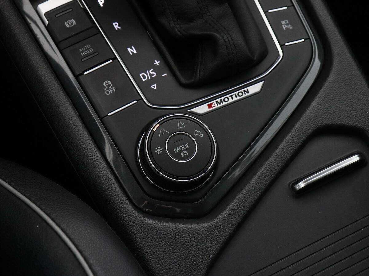 Volkswagen Tiguan б/у, 2017, Роботизированная. Фото: #14