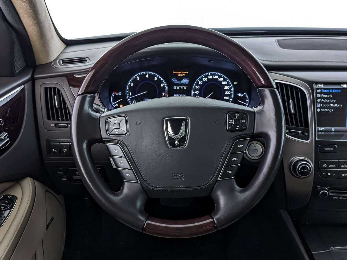 Hyundai Equus б/у, 2012, Автоматическая. Фото: #16