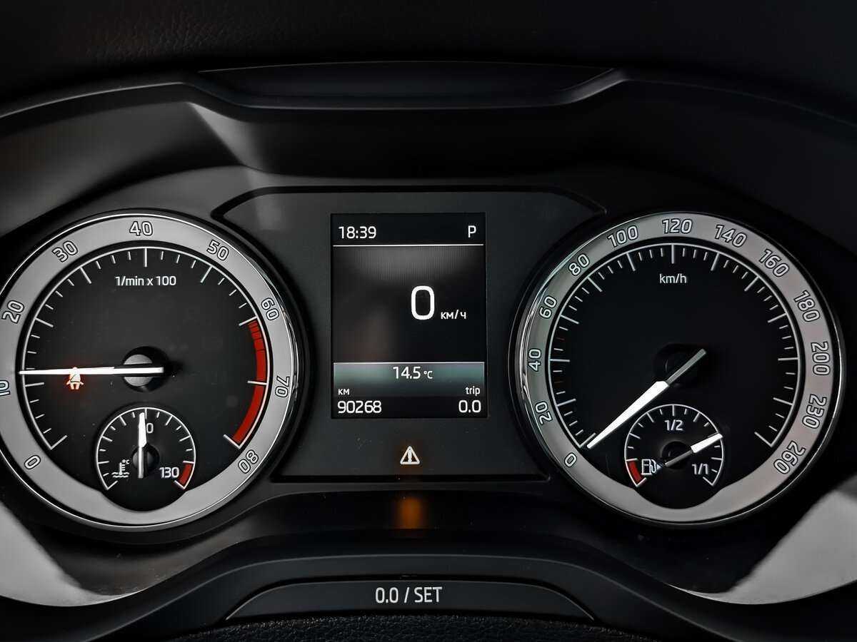 Skoda Karoq б/у, 2020, Автоматическая. Фото: #10