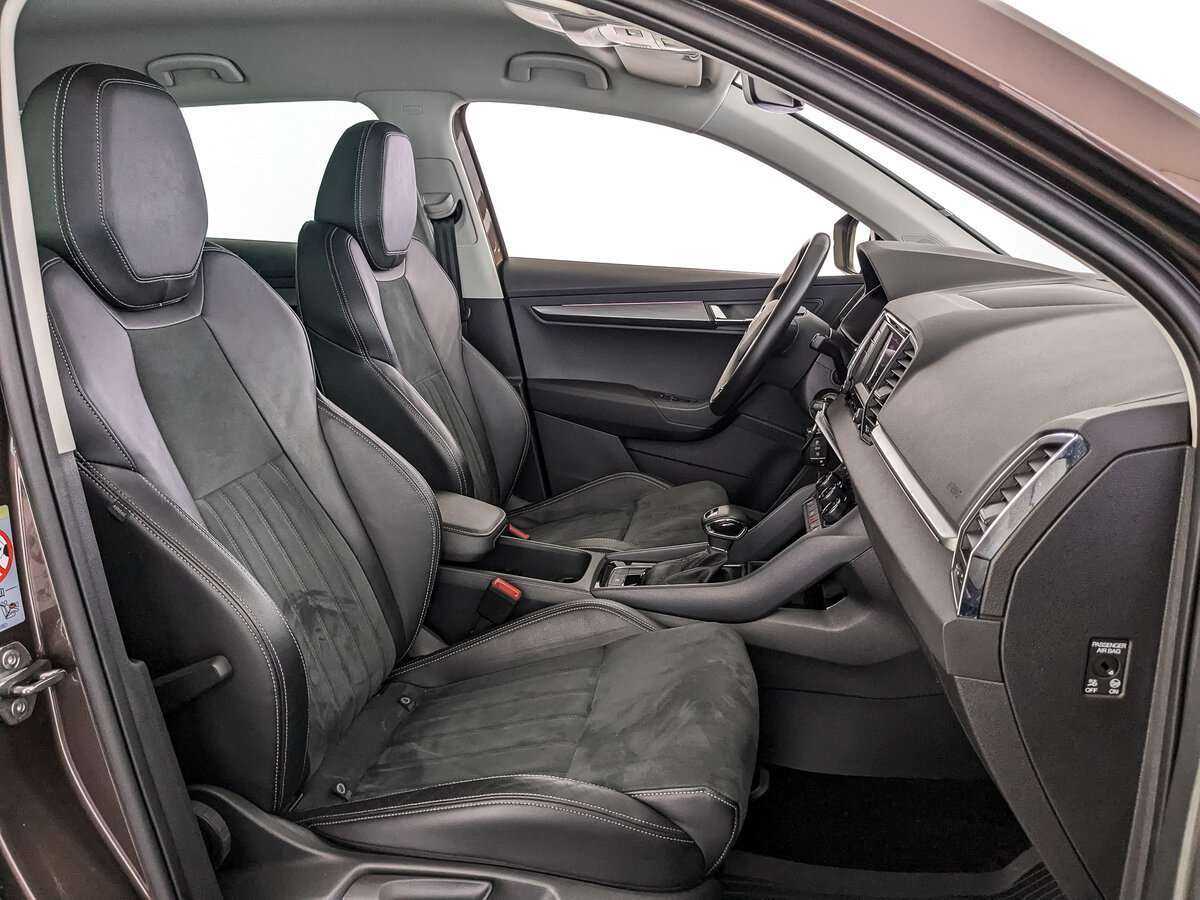 Skoda Karoq б/у, 2020, Автоматическая. Фото: #18