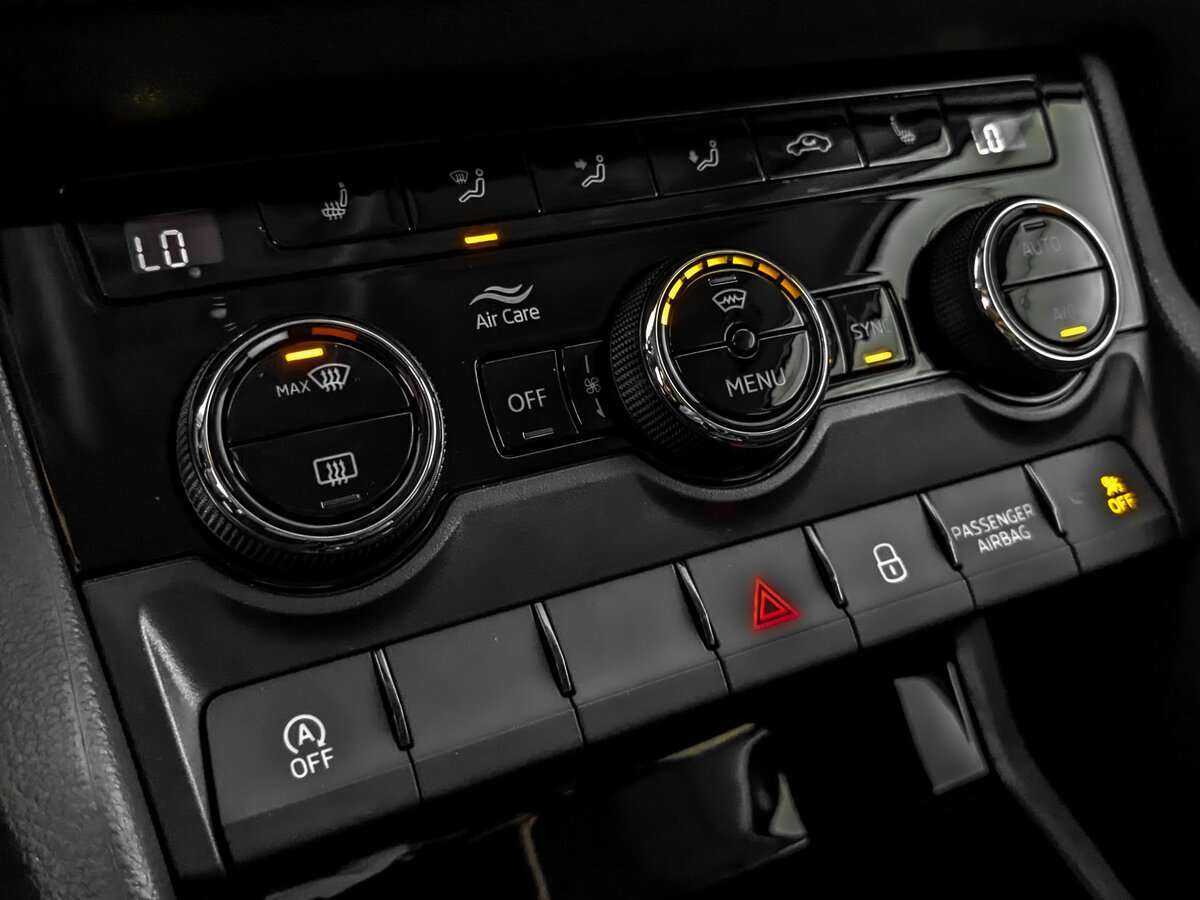 Skoda Karoq б/у, 2020, Автоматическая. Фото: #19