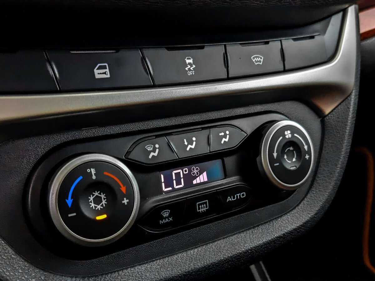 Lada (ВАЗ) Vesta б/у, 2019, Механическая. Фото: #21