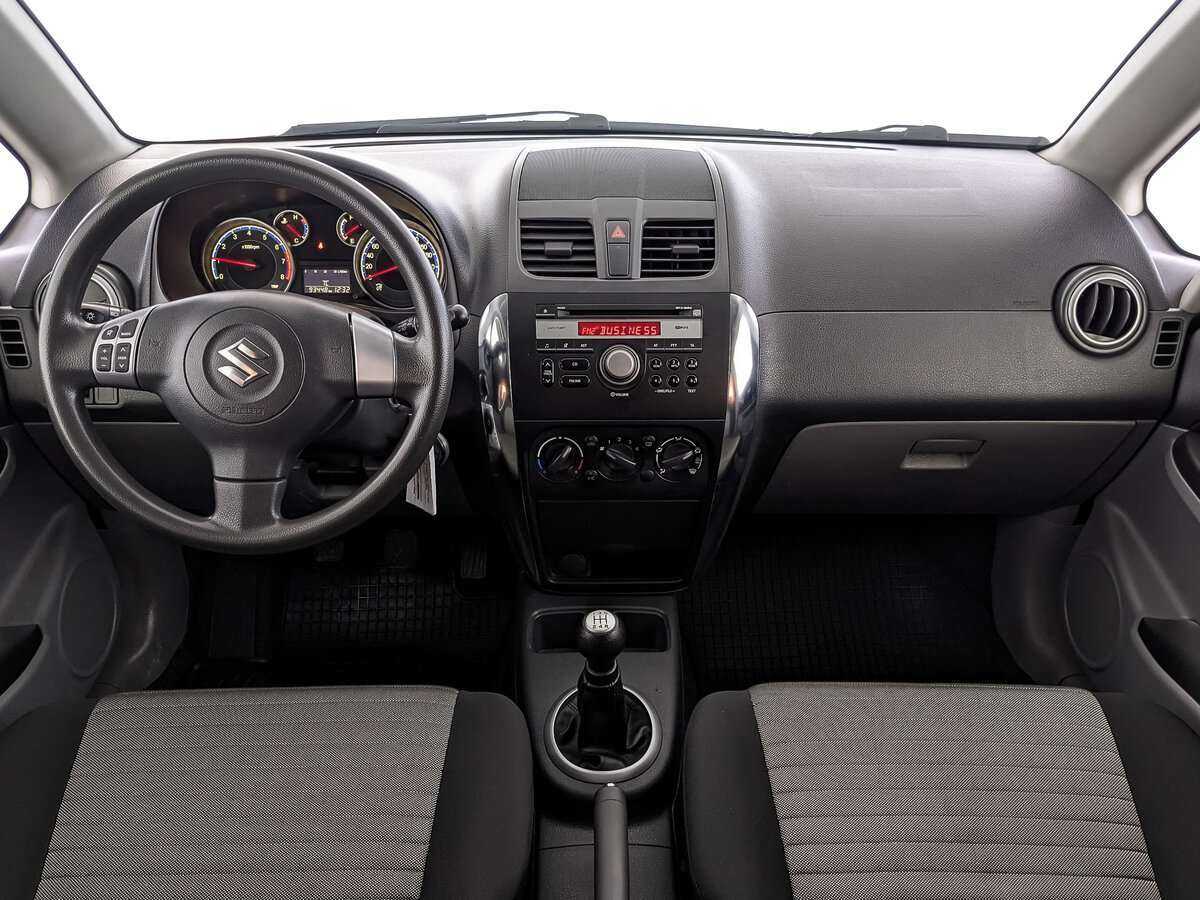 Suzuki SX4 б/у, 2014, Механическая. Фото: #9