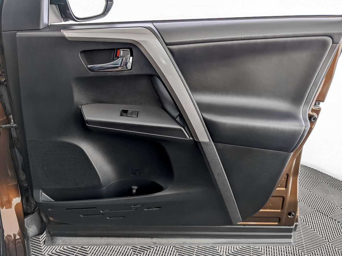 Toyota RAV4 б/у, 2017, Вариатор. Фото: #20