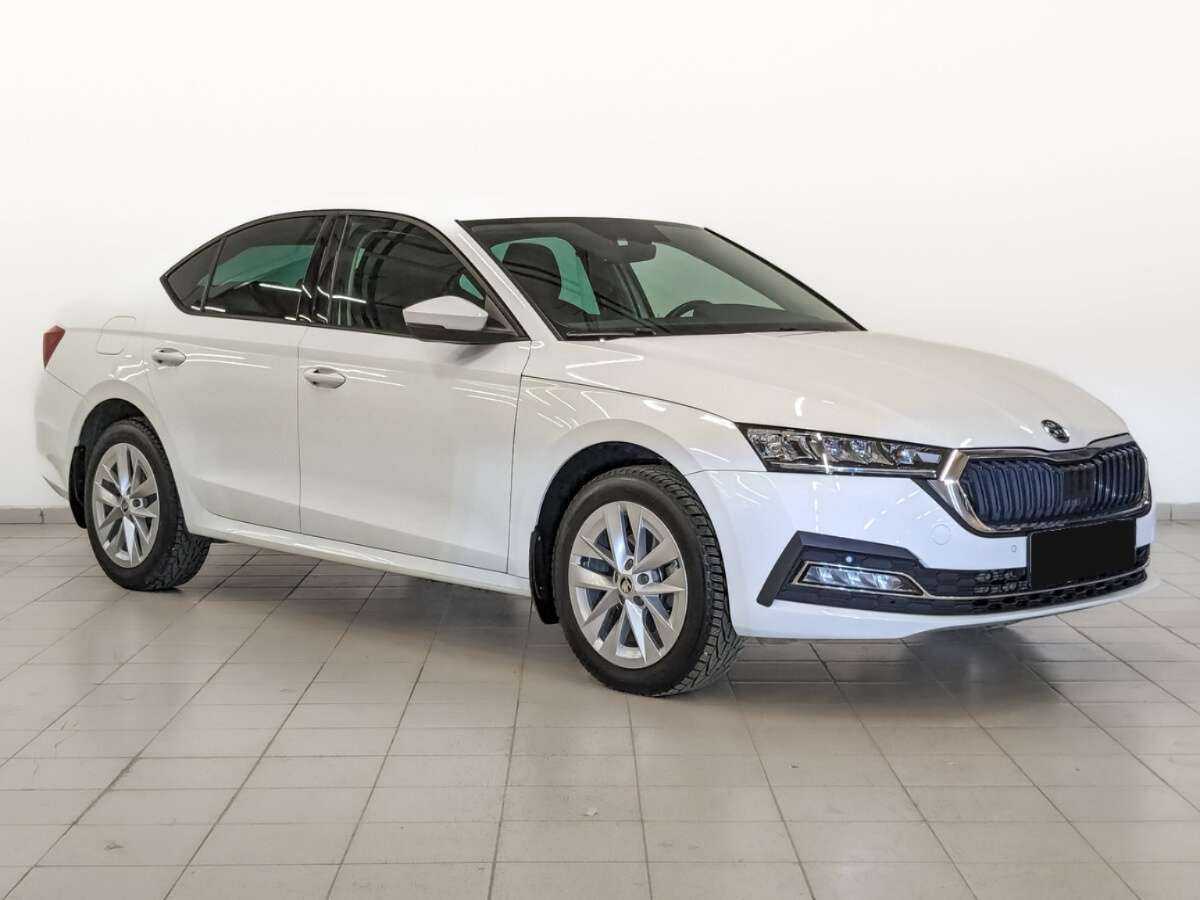 Skoda Octavia б/у, 2021, Автоматическая. Фото: #2