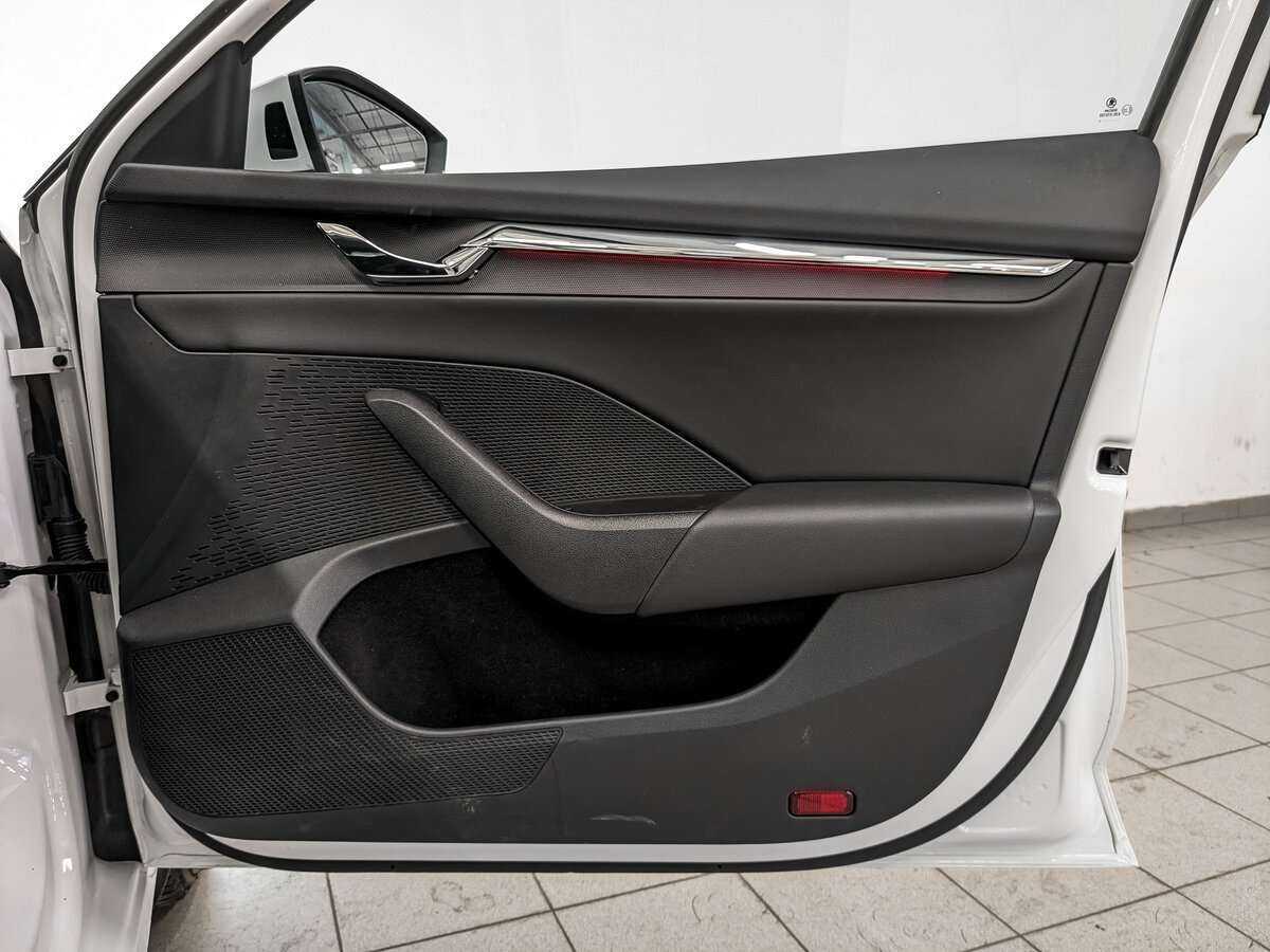 Skoda Octavia б/у, 2021, Автоматическая. Фото: #18