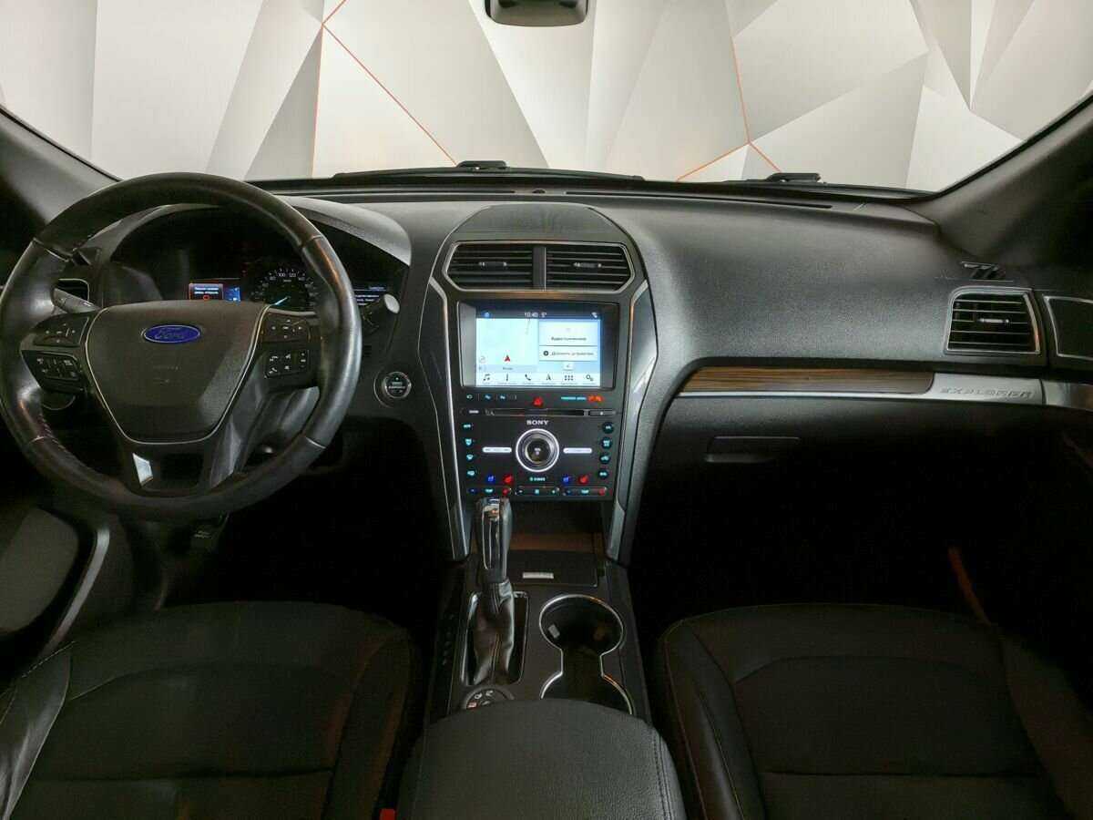 Ford Explorer б/у, 2017, Автоматическая. Фото: #9