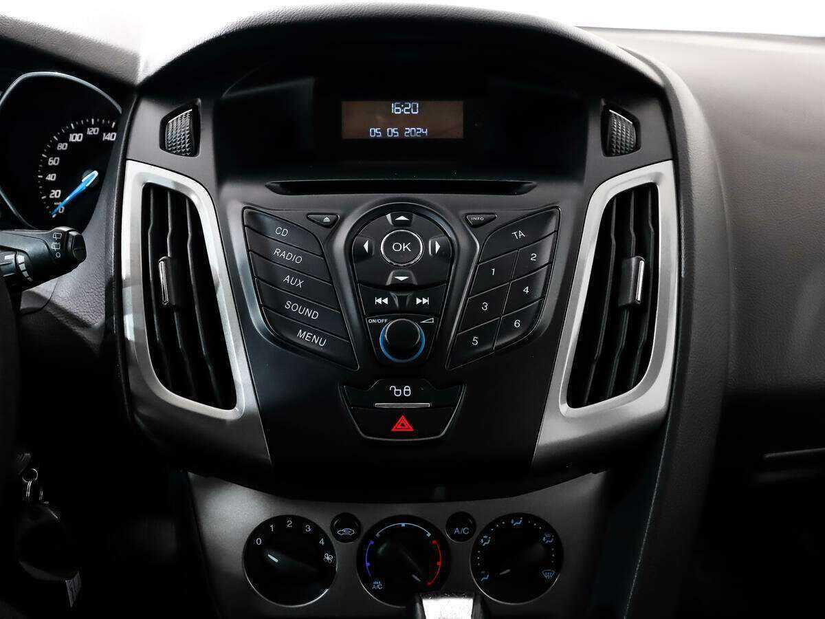 Форд Фокус б/у, 2012, Роботизированная. Фото: #11