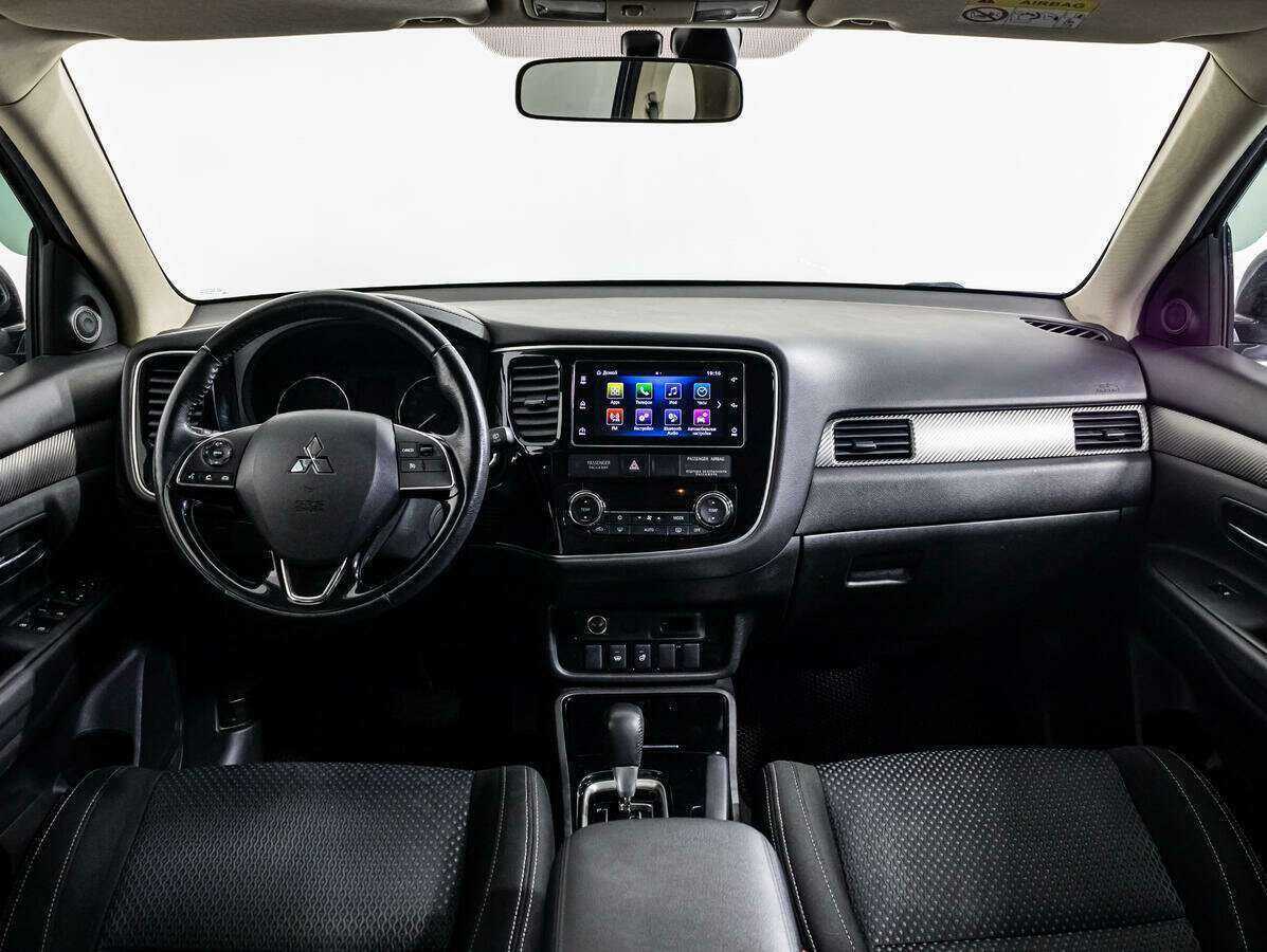 Mitsubishi Outlander б/у, 2018, Вариатор. Фото: #12
