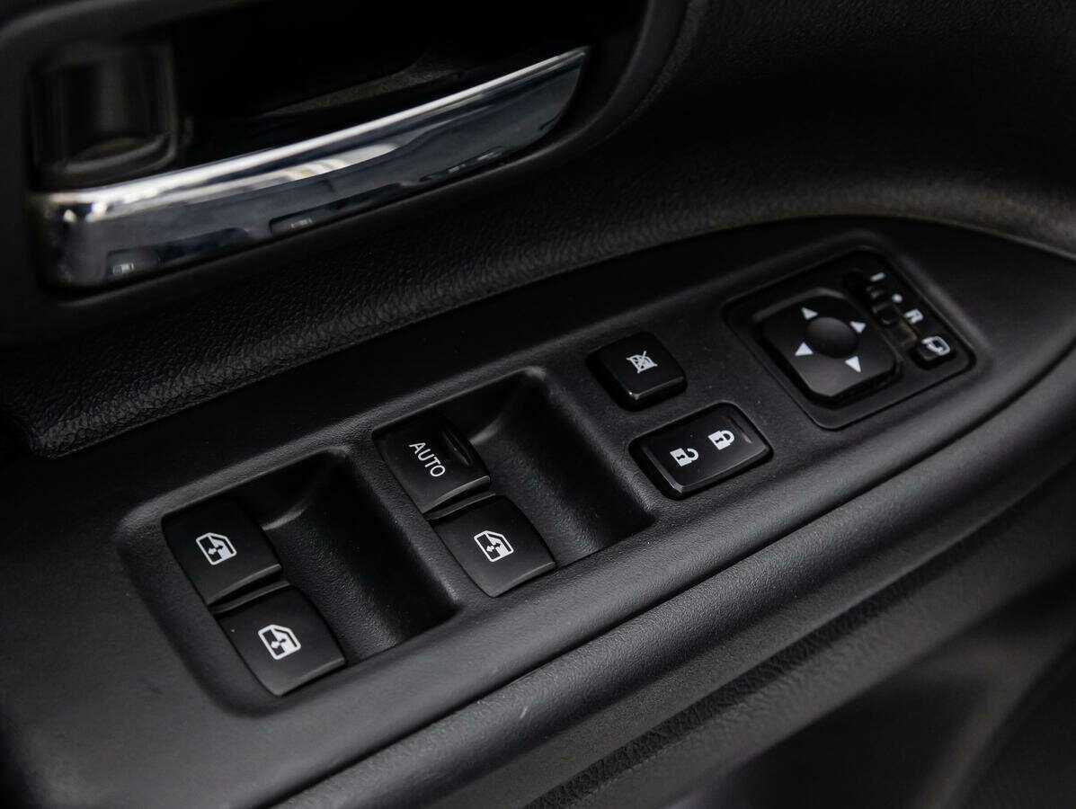 Mitsubishi Outlander б/у, 2018, Вариатор. Фото: #14