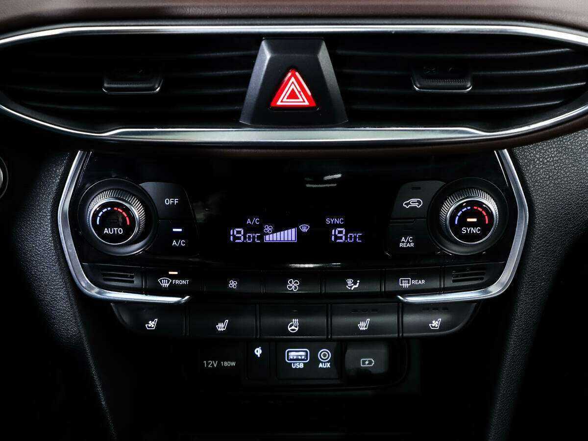 Hyundai Santa Fe б/у, 2018, Автоматическая. Фото: #16