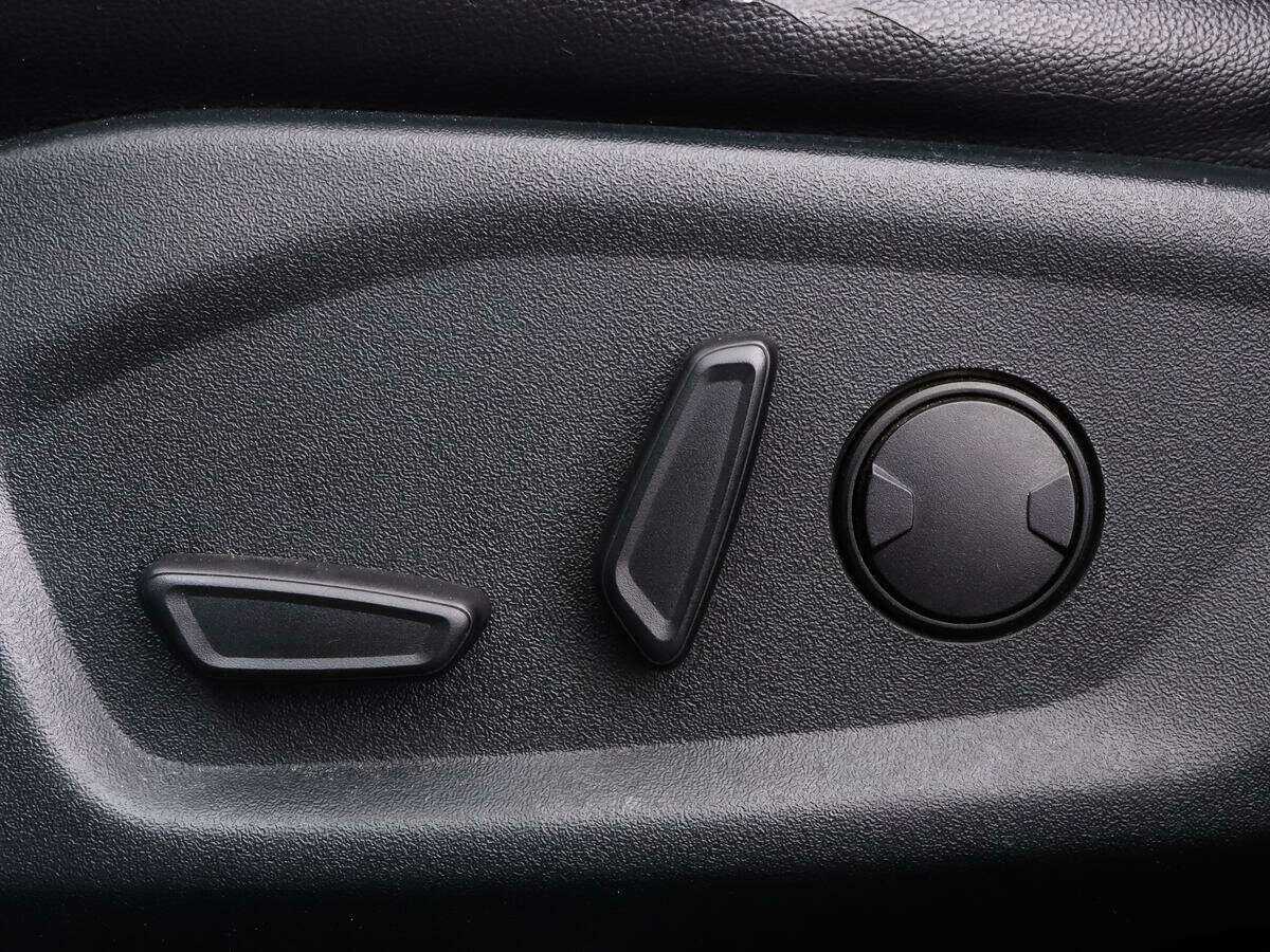 Ford Explorer б/у, 2018, Автоматическая. Фото: #18