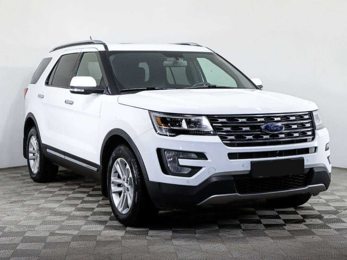Ford Explorer б/у, 2017, Автоматическая. Фото: #2